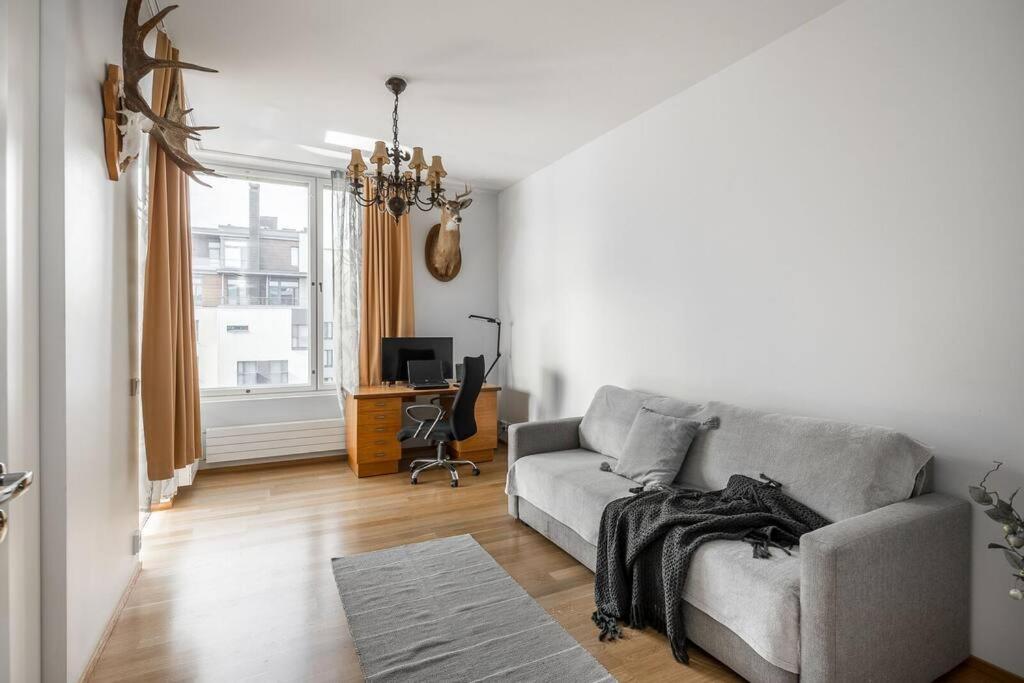 Spacious Home With Four Terrace, Sauna, Sea View ヘルシンキ エクステリア 写真