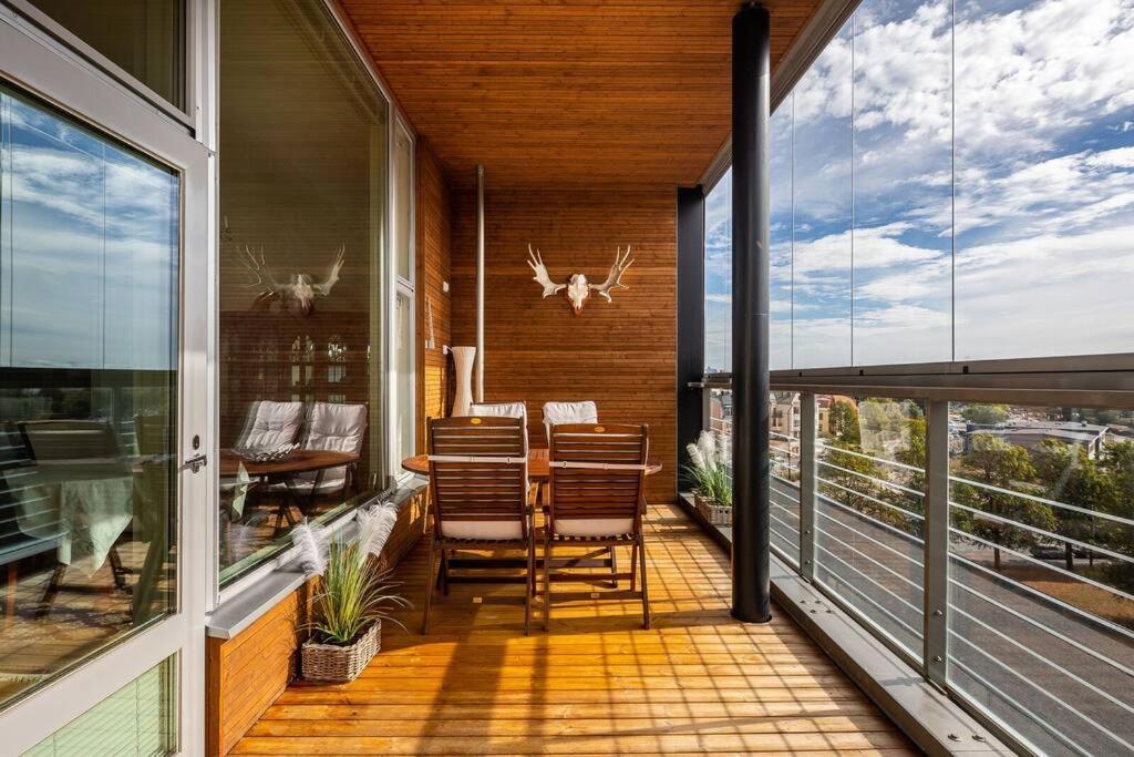 Spacious Home With Four Terrace, Sauna, Sea View ヘルシンキ エクステリア 写真
